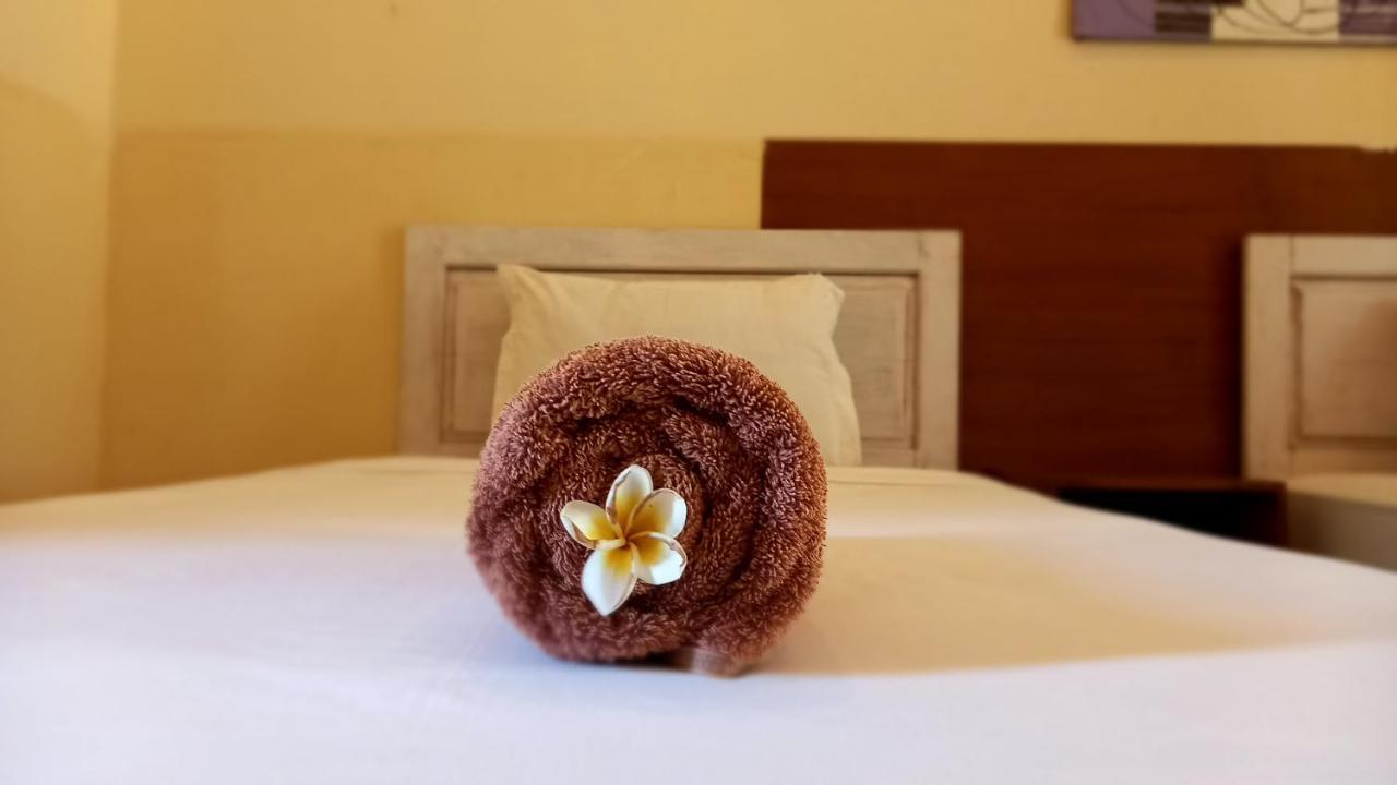 Wisma Bunda Τζίλι Τραγουανγκάν Εξωτερικό φωτογραφία