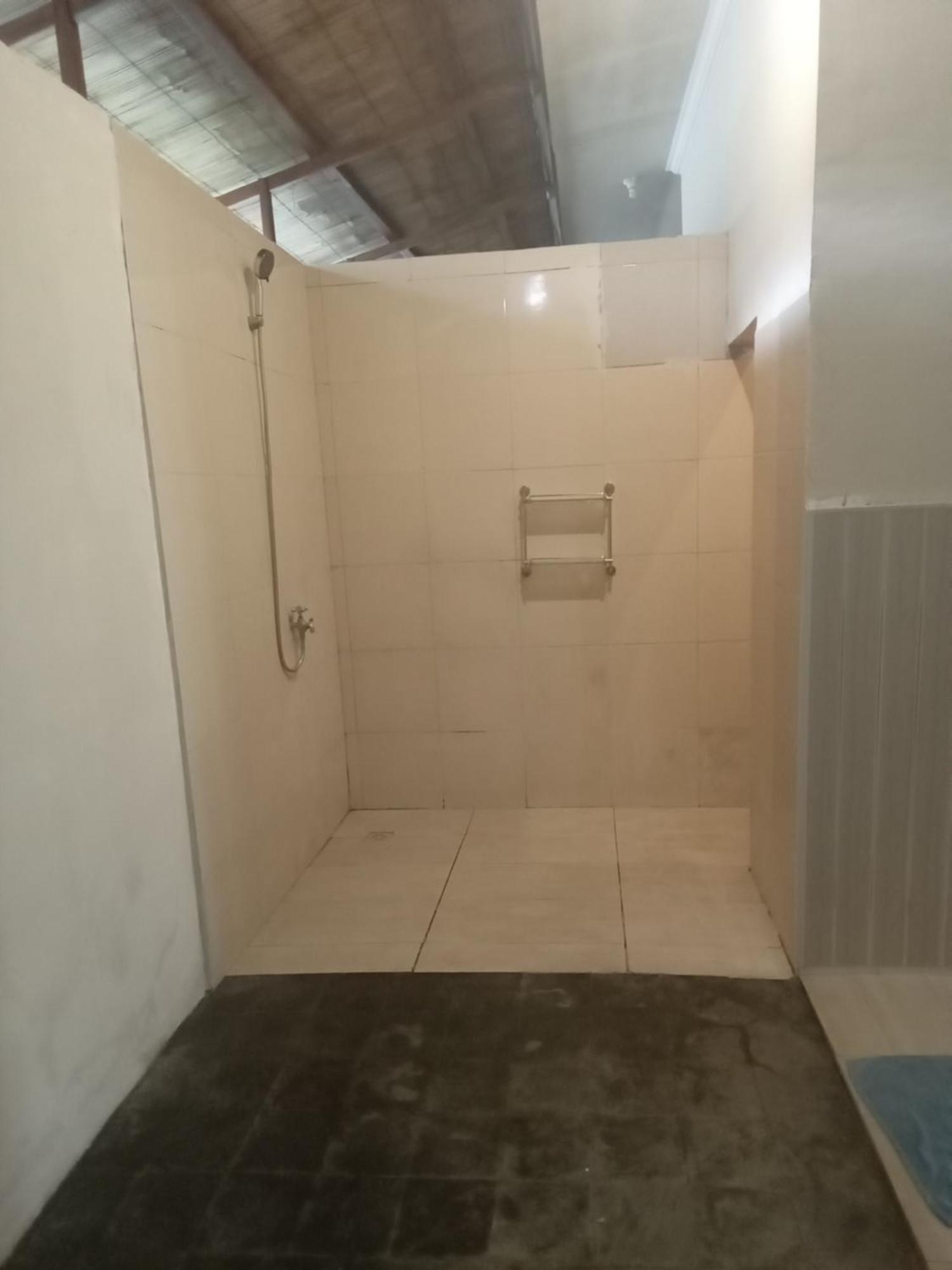 Wisma Bunda Τζίλι Τραγουανγκάν Δωμάτιο φωτογραφία